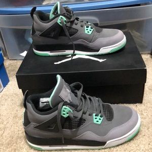 air jordan 4 grade school